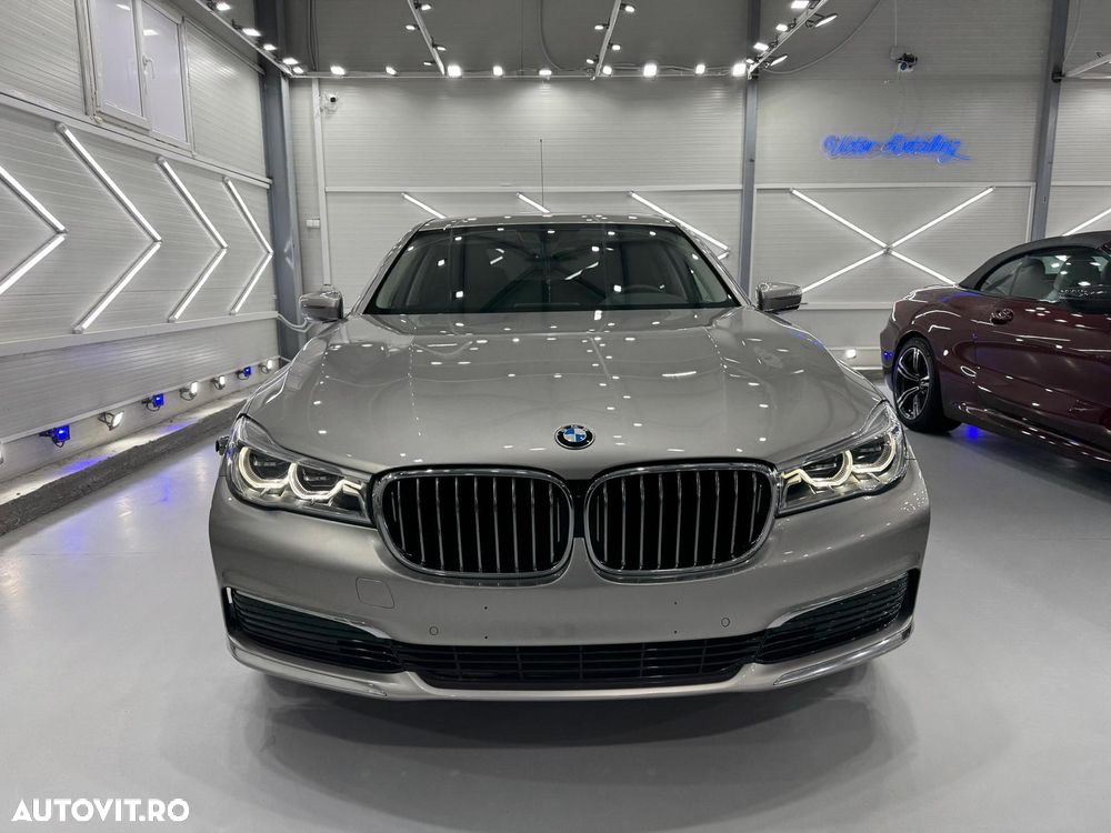 BMW Seria 7 740d xDrive - 2