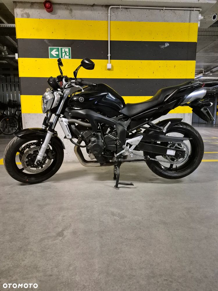 Yamaha FZ6 - 1