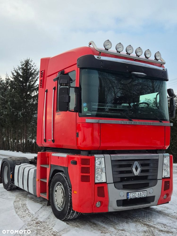 Renault MAGNUM - 2