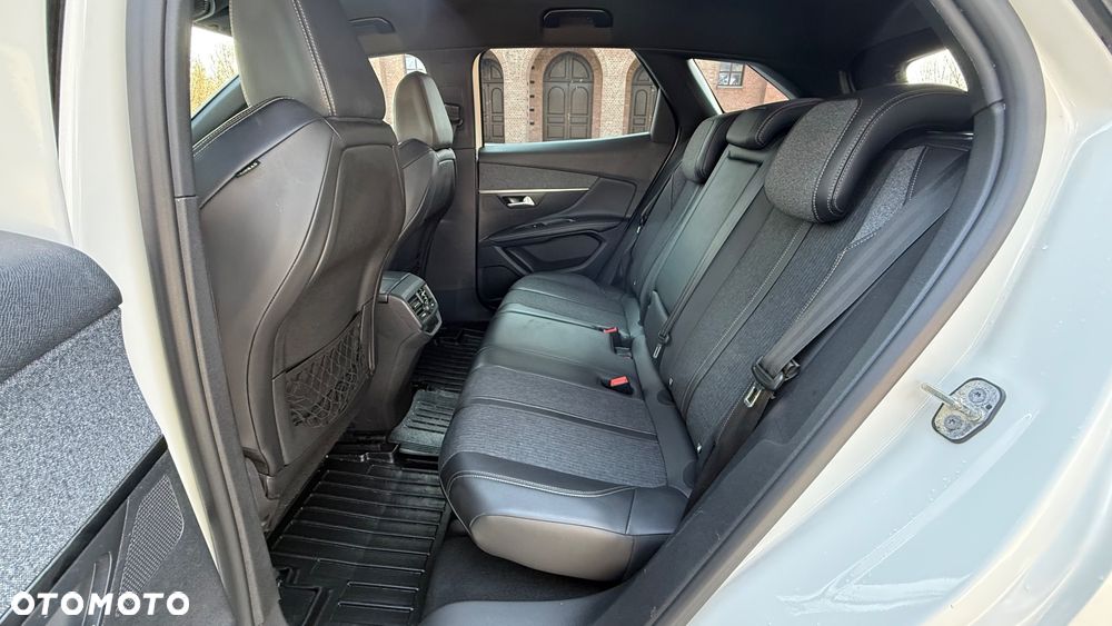 Peugeot 3008 BlueHDi 130 Stop & Start Allure Business-Paket - 18