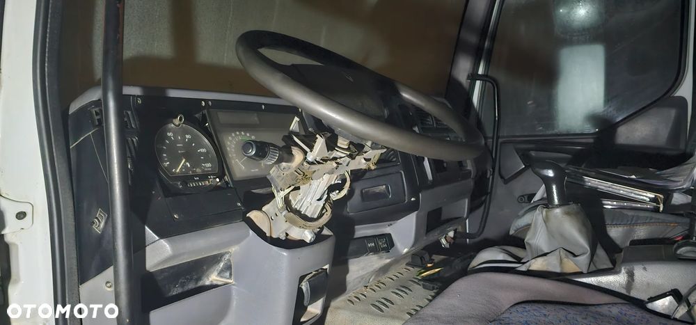 Renault MIDLUM 210 wywrotka brak sterowników , kluczyka - 23