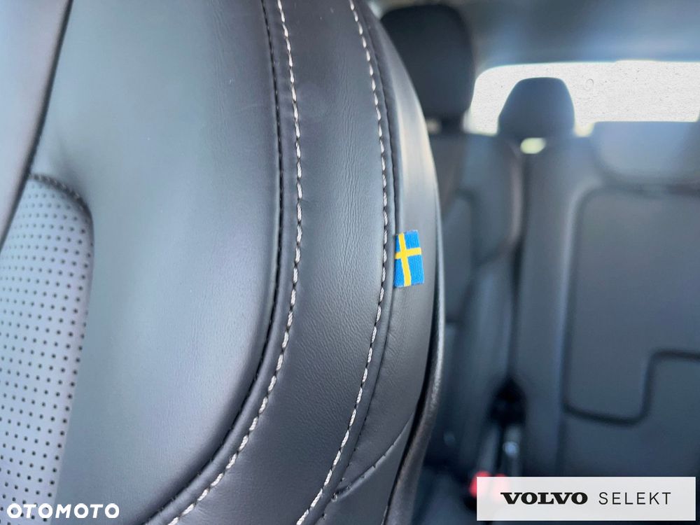Volvo XC 90 - 25