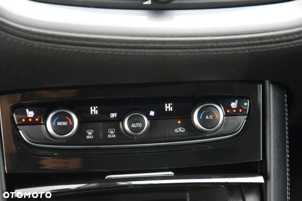 Opel Grandland X 1.2 Start/Stop Automatik Dynamic - 35