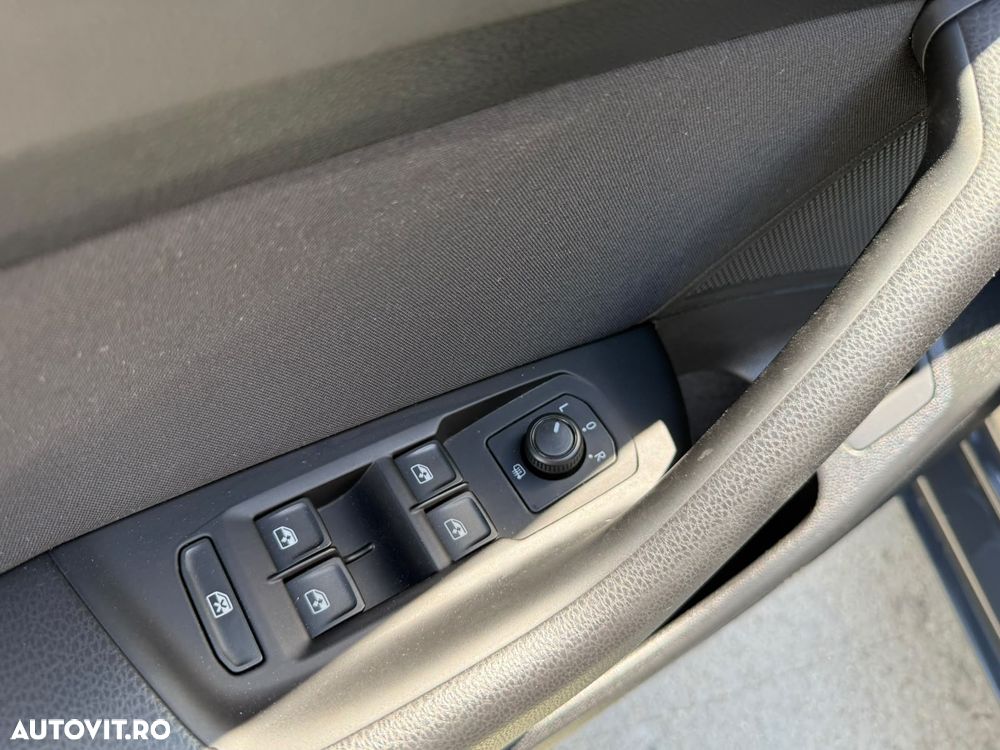 Volkswagen Passat 1.5 TSI ACT DSG Trendline - 22