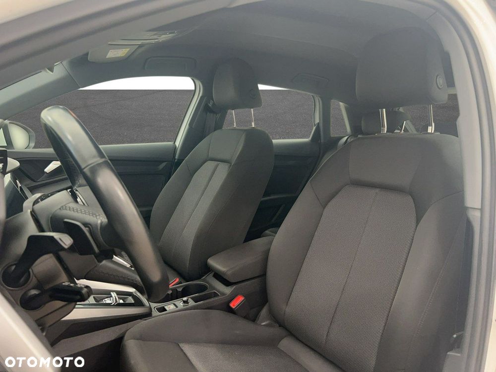 Audi A3 Sportback 35 TFSI mHEV S tronic - 16