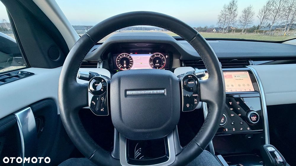Land Rover Discovery Sport - 19