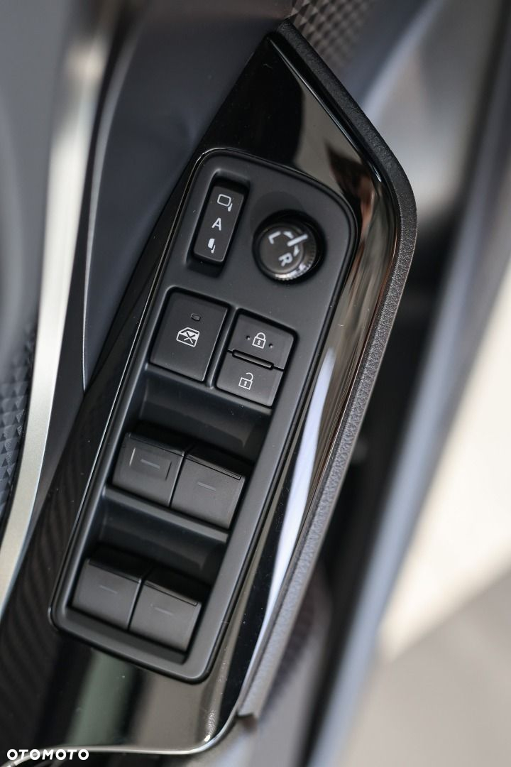 Toyota C-HR - 15