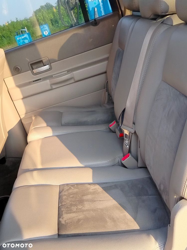 Dodge Durango 5.7 HEMI - 8