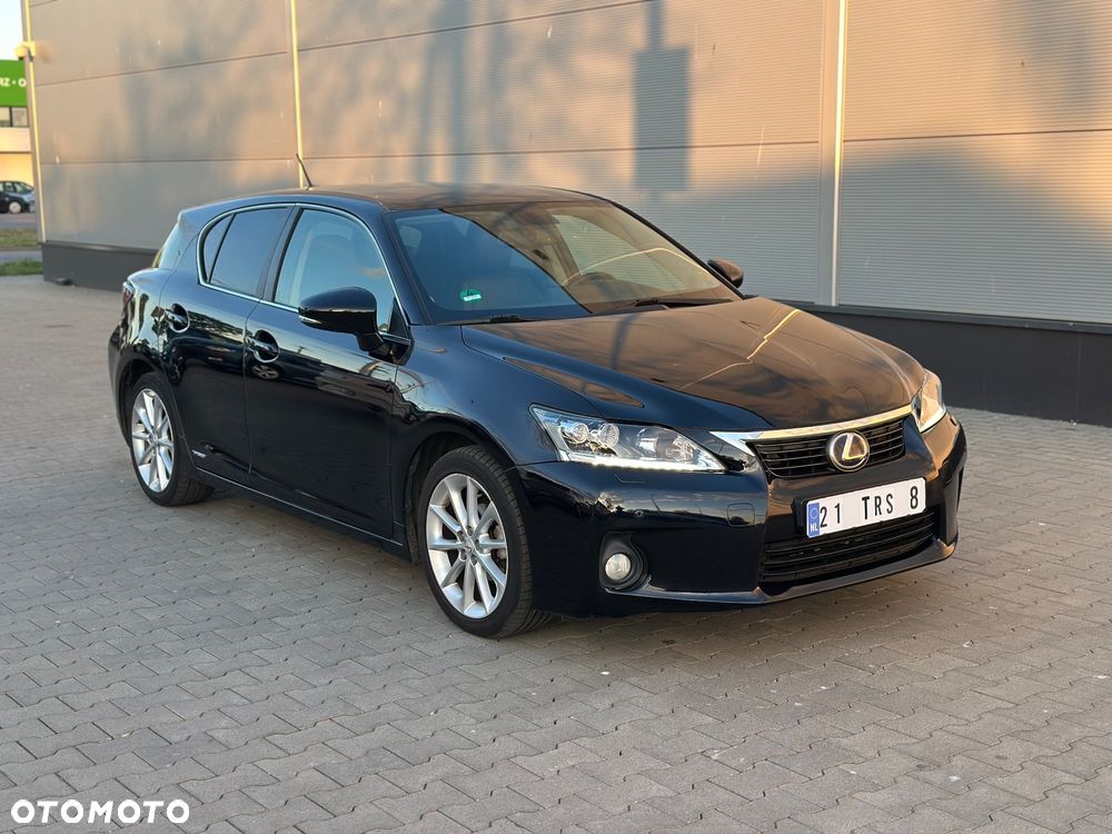 Lexus CT 200h Prestige - 2