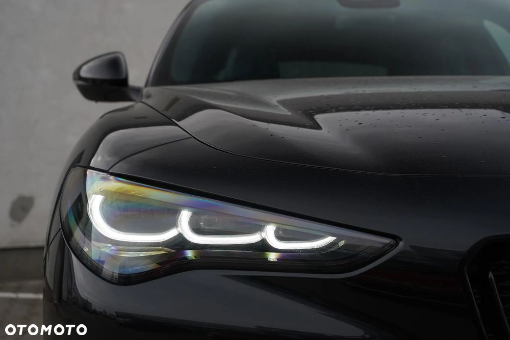 Alfa Romeo Stelvio 2.0 Turbo Veloce Q4 - 23