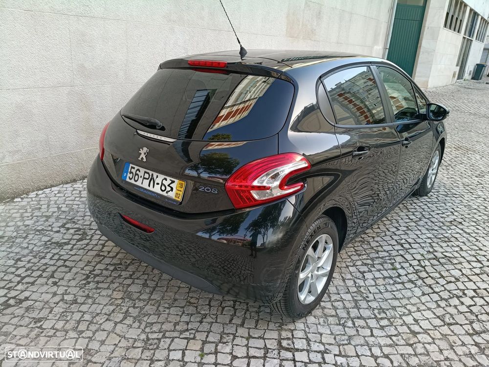 Peugeot 208 1.4 HDi SE Style - 4