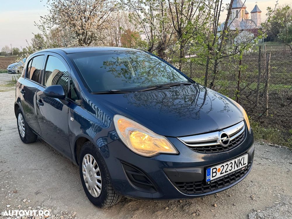 Opel Corsa 1.2 Essentia - 2