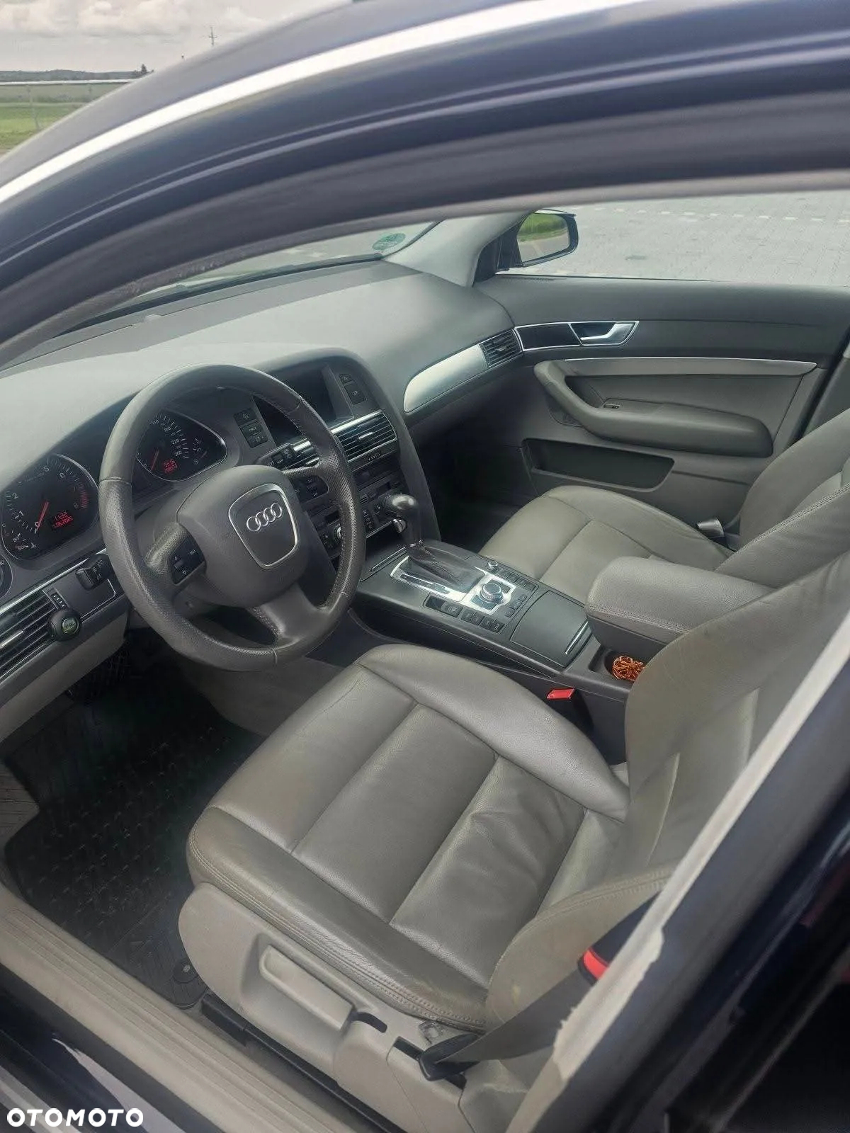 Audi A6 2.4 Multitronic - 7