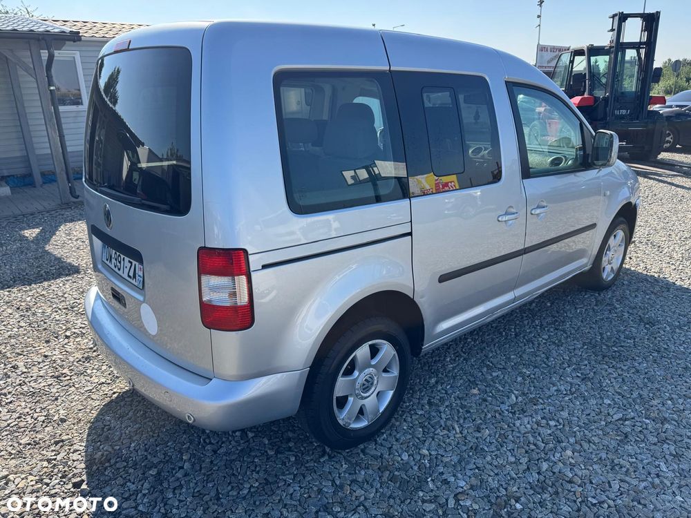 Volkswagen Caddy 1.9 DPF DSG Life Family (5-Si.) - 6