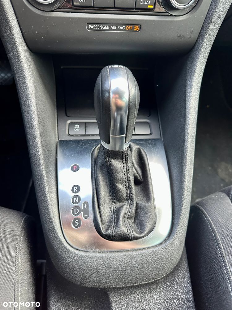 Volkswagen Golf 1.4 TSI Highline DSG - 3