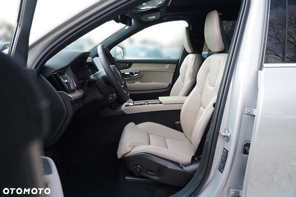 Volvo XC 90 B5 B AWD Ultra Bright 7os - 14
