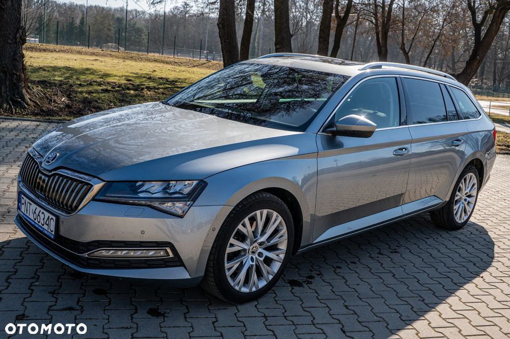 Skoda Superb 2.0 TDI DSG Premium Edition - 16