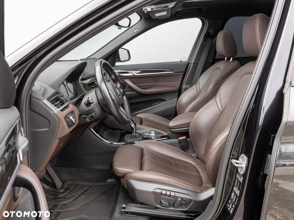 BMW X1 - 13