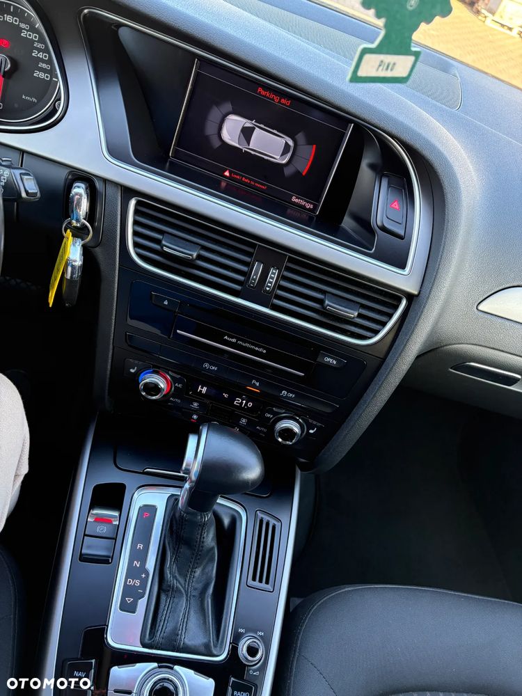 Audi A4 Avant 2.0 TDI DPF clean diesel multitronic Attraction - 17