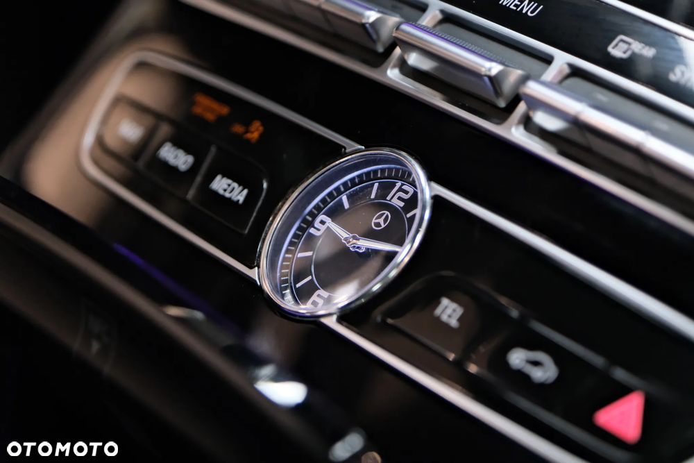 Mercedes-Benz Klasa E - 33