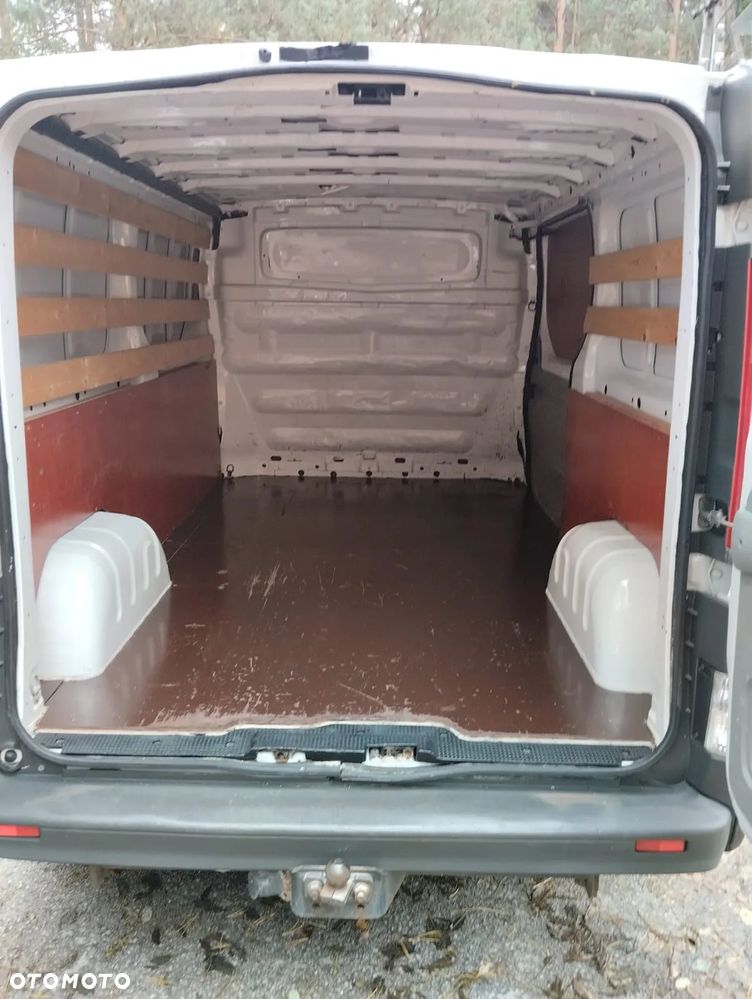 Opel Vivaro - 9