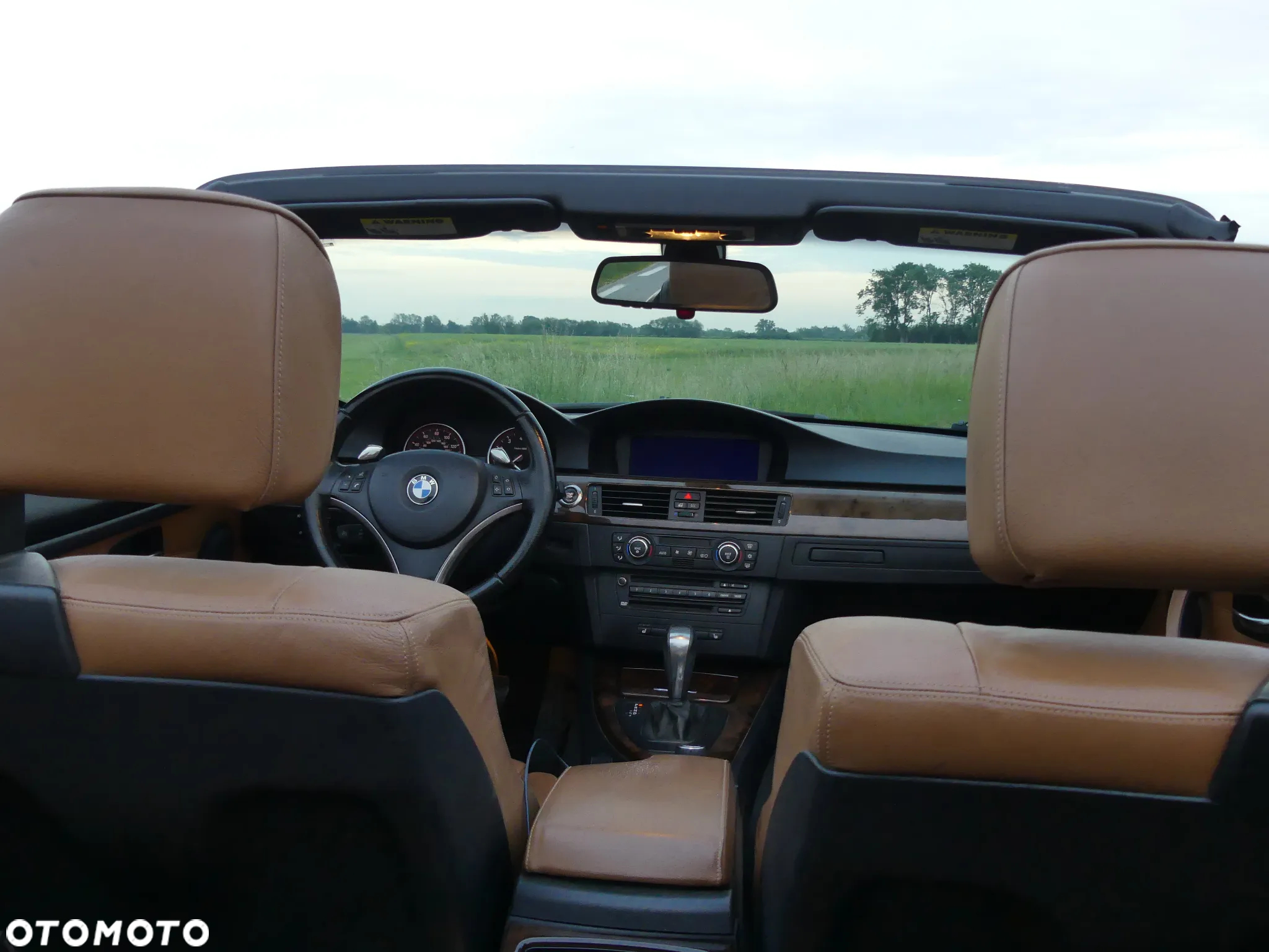 BMW Seria 3 335i Cabrio - 11