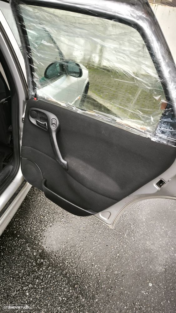 Opel Vectra 1.6 Comfort - 22