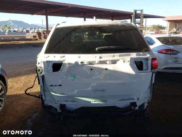 Jeep Grand Cherokee - 9