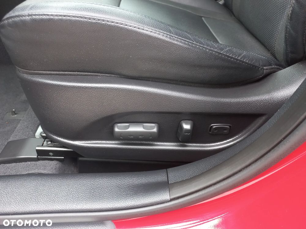 Hyundai i40 1.7 CRDi BlueDrive Premium DCT - 24