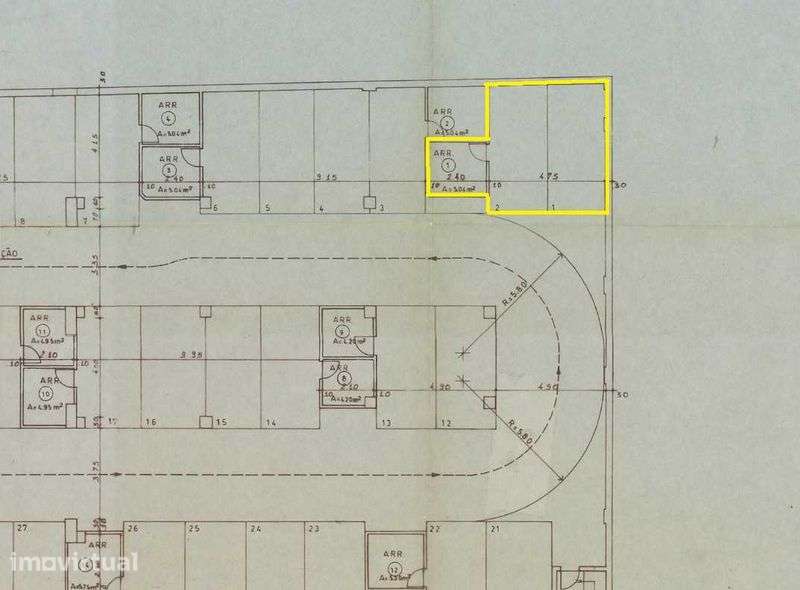 T5 SD Benfica com 315m2 Remodelado com 2 Lug Gar e Arrecadação - Grande imagem: 4/11