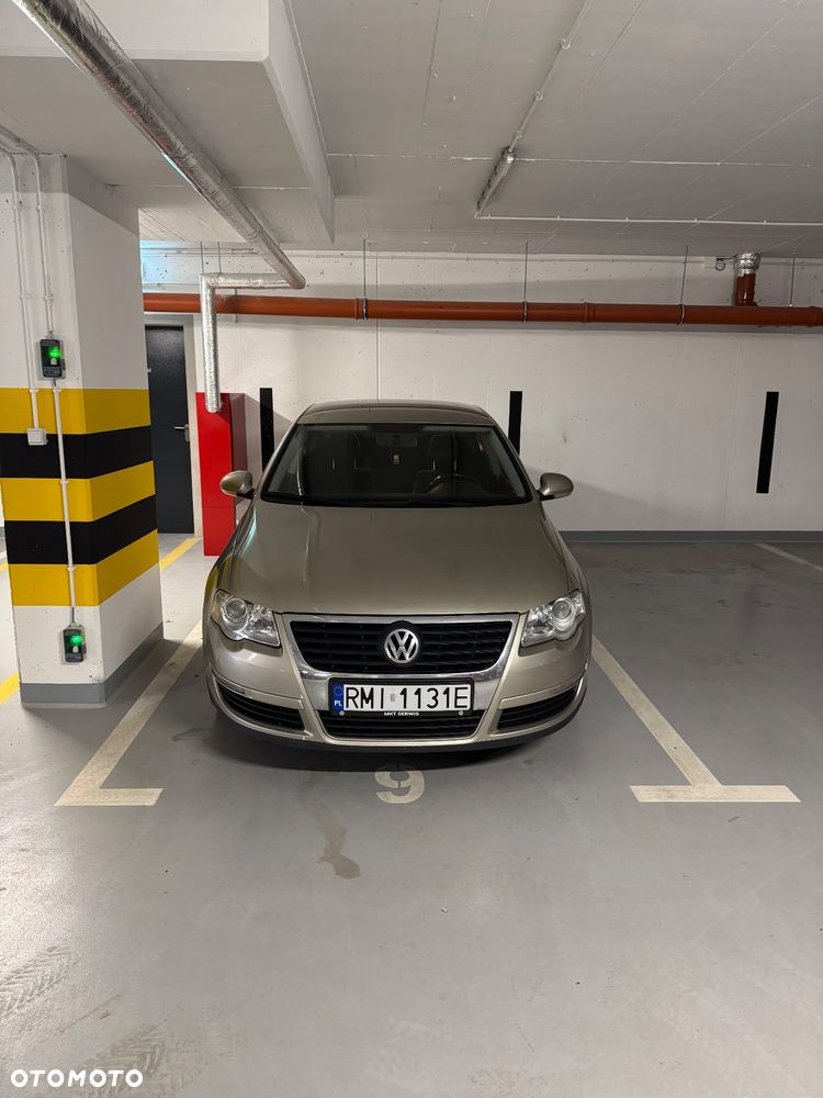 Volkswagen Passat 2.0 TDI 4Mot Comfortline - 16