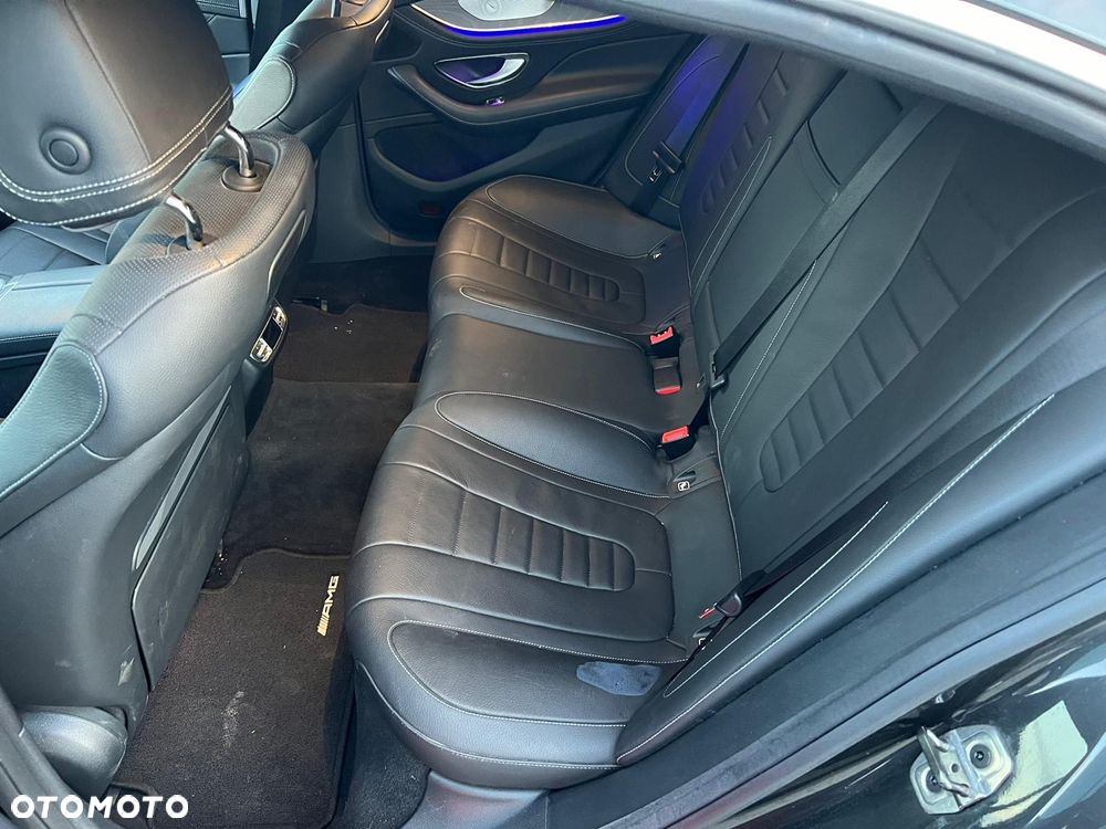 Mercedes-Benz CLS 450 4Matic 9G-TRONIC AMG Line - 19