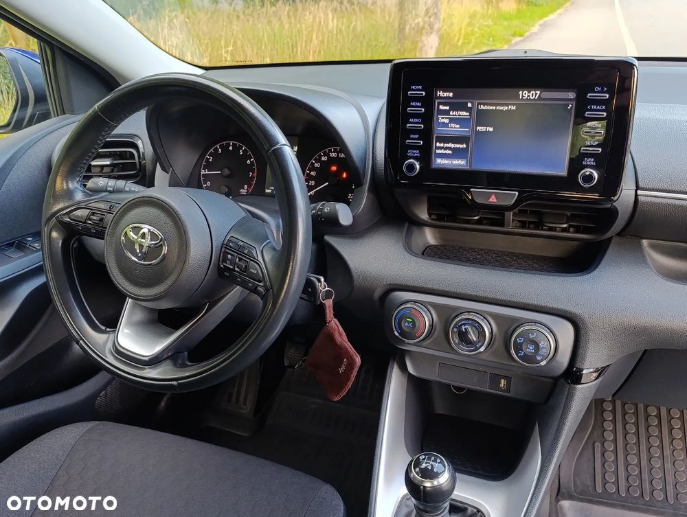 Toyota Yaris 1.5 Comfort - 23