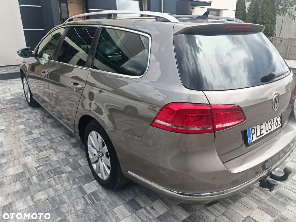 Volkswagen Passat 2.0 Blue TDI SCR Comfortline - 6