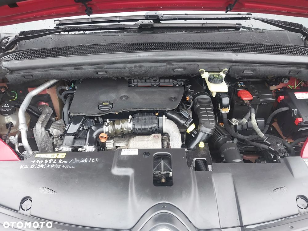 Citroën C4 Picasso ver-bluehdi-150-intensive - 9