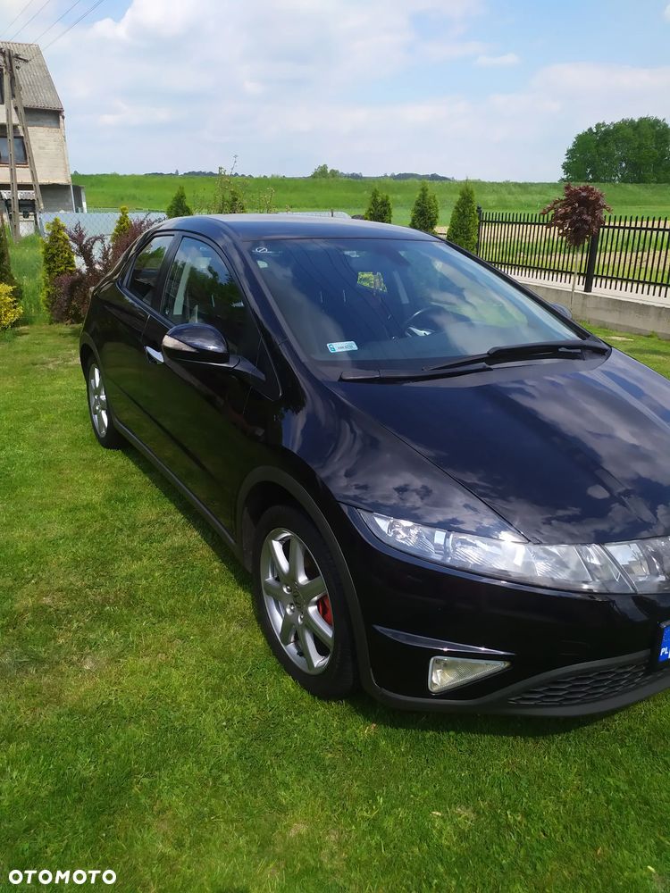 Honda Civic 1.8 Executive - 3