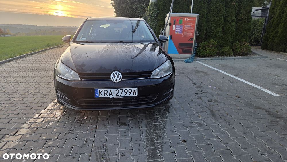 Volkswagen Golf - 9
