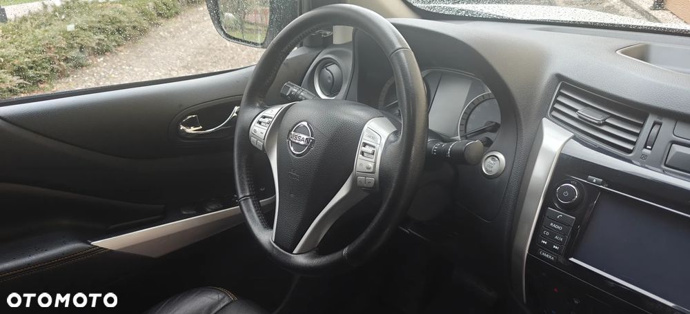 Nissan Navara - 10