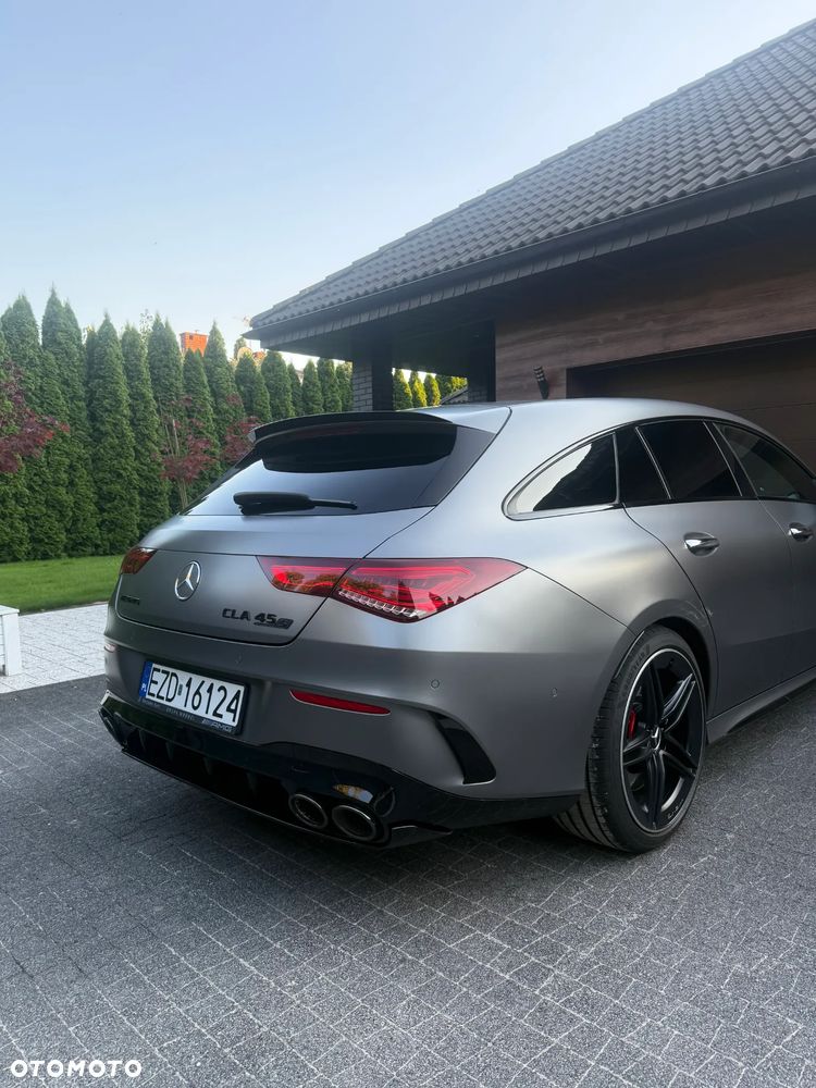 Mercedes-Benz CLA - 4