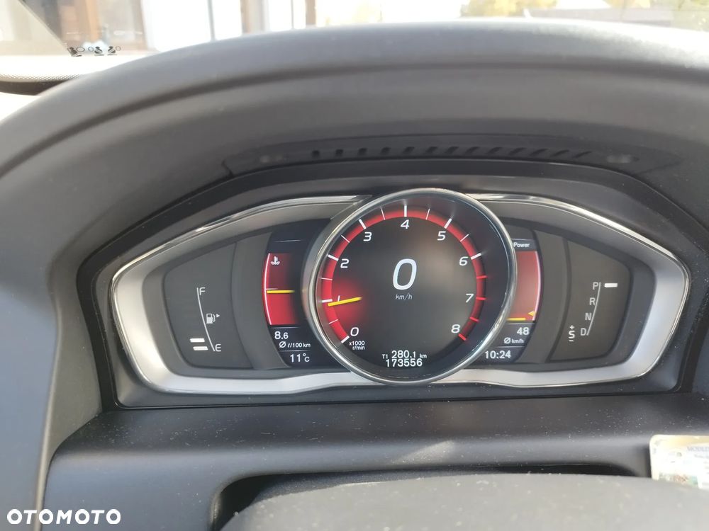 Volvo XC 60 T5 Drive-E R-Design Momentum - 30