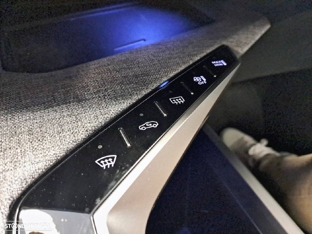 Peugeot 3008 1.2 Hybrid Allure e-DCS6 - 23