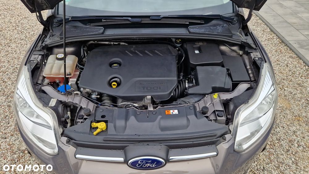 Ford Focus SW 1.6 TDCi DPF Titanium - 32
