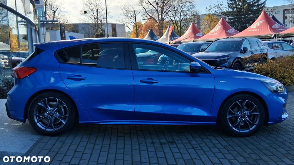 Ford Focus 1.0 EcoBoost ST-Line X - 4