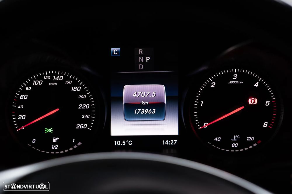 Mercedes-Benz GLC 250 d 4Matic 9G-TRONIC AMG Line - 19