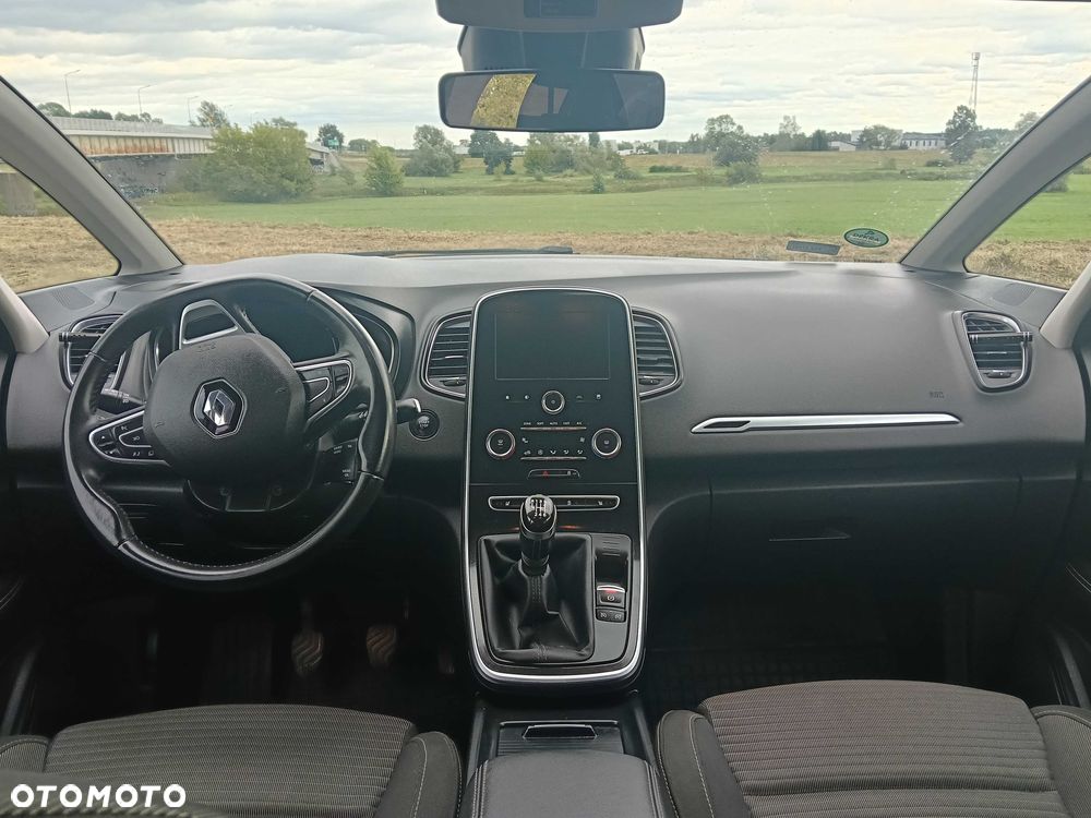 Renault Grand Scenic - 5