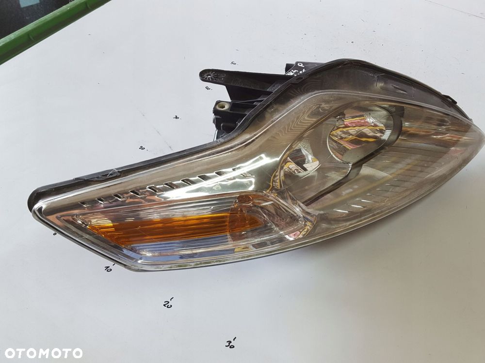FORD KUGA MK1 LIFT 10-12r LAMPA PRAWA PRZÓD ANGLIK - 4