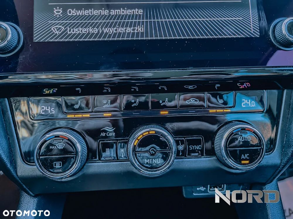 Skoda Octavia Combi 2.0 TDI 4x4 DSG Scout - 26