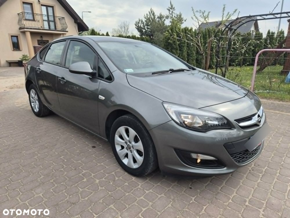 Opel Astra 1.6 Business - 19
