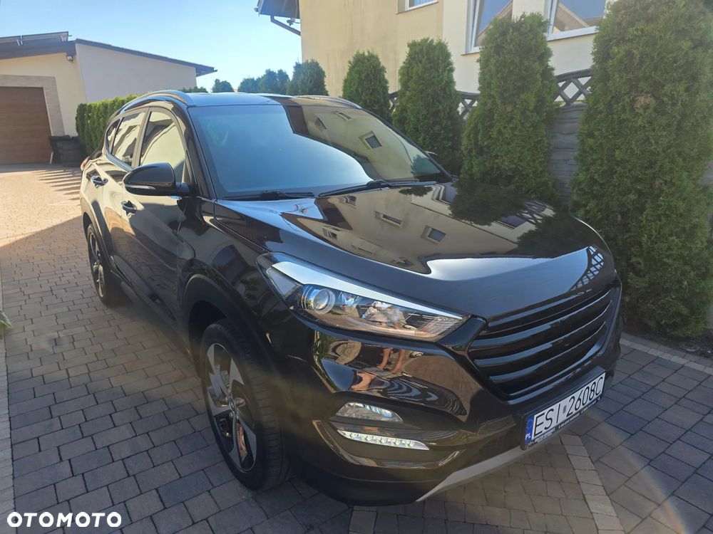 Hyundai Tucson blue 1.7 CRDi 2WD Intro Edition - 23