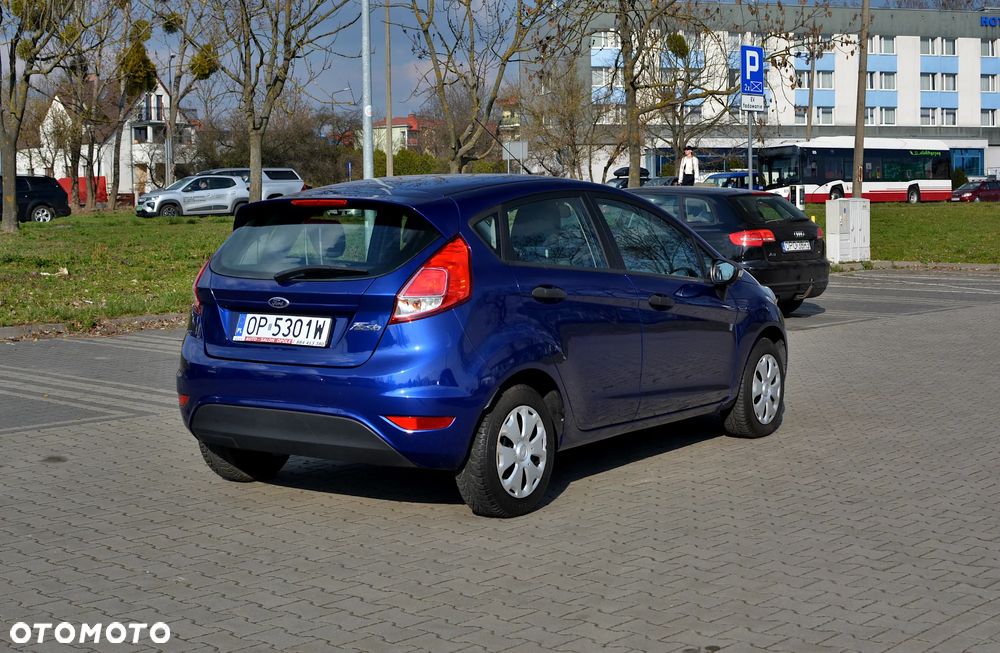 Ford Fiesta 1.25 Ambiente EU5 - 4